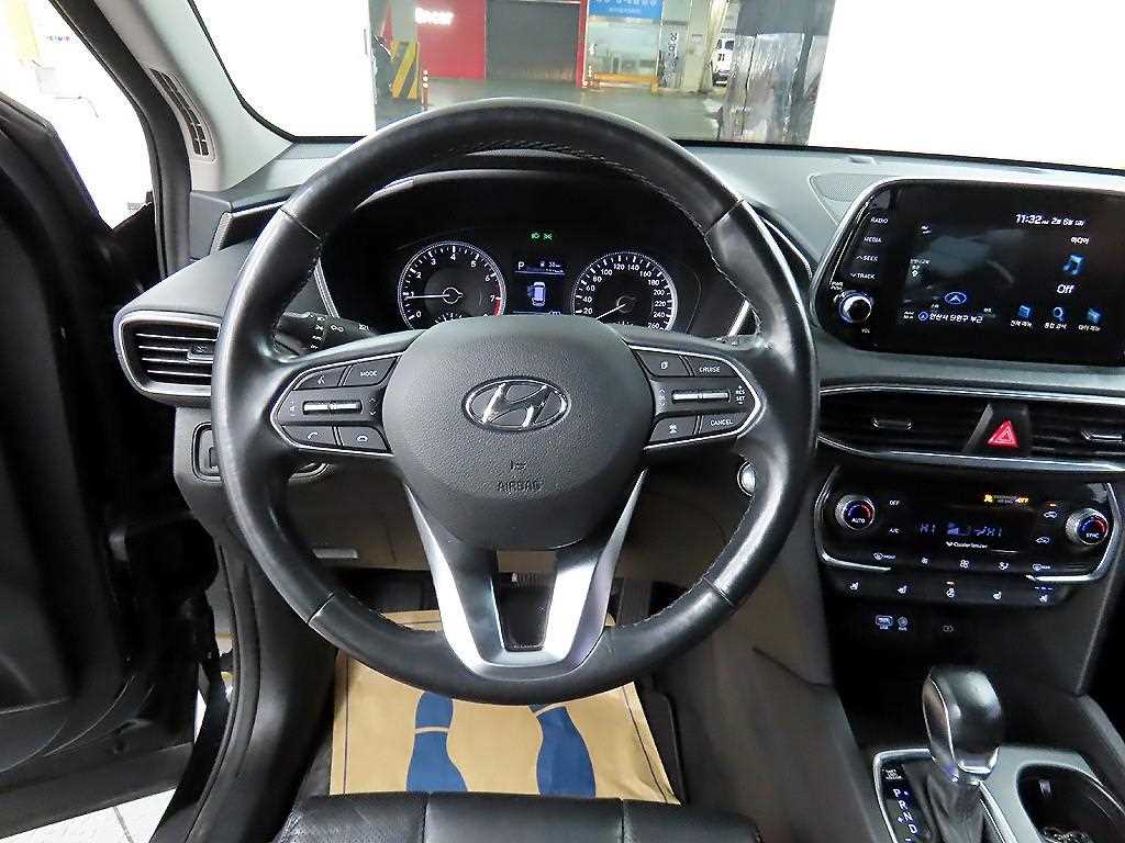 HYUNDAI Santa Fe - Vista 9