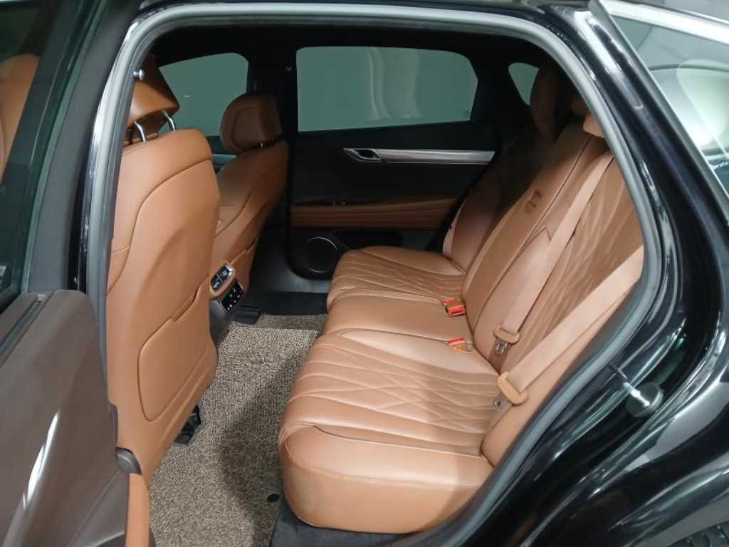 Genesis G80 - Vista 7