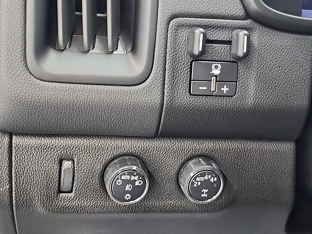 Chevrolet ?Colorado 2020 Negro - Importación desde Corea - HF Imports Iquique - Foto 18