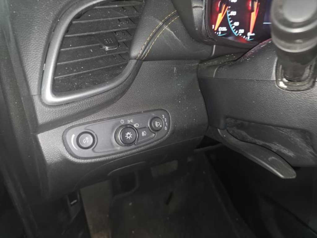 Chevrolet Trax - Vista 9