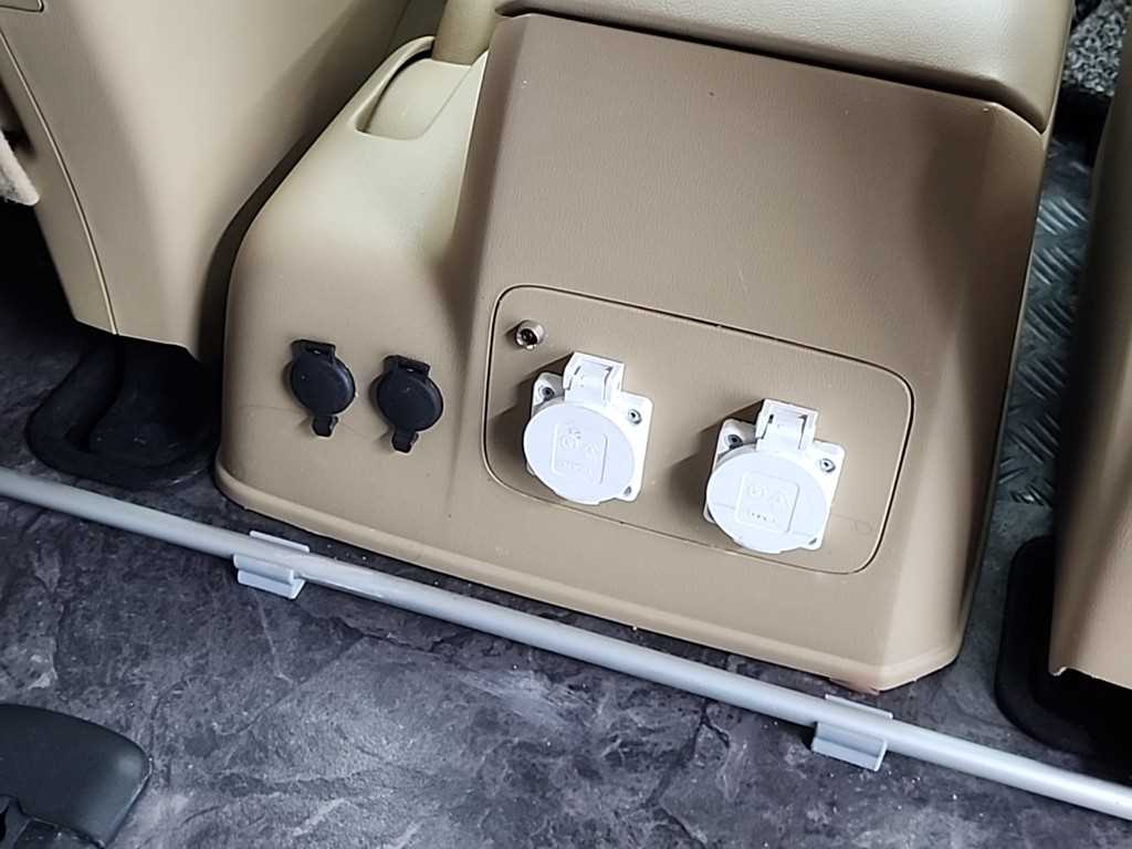 HYUNDAI Starex 2020 Plateado - Importación desde Corea - HF Imports Iquique - Foto 14