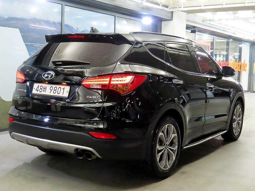 HYUNDAI Santa Fe - Vista 4