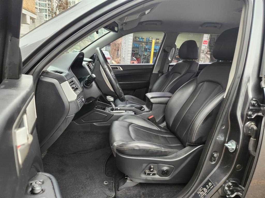 Ssangyong Rexton - Vista 10