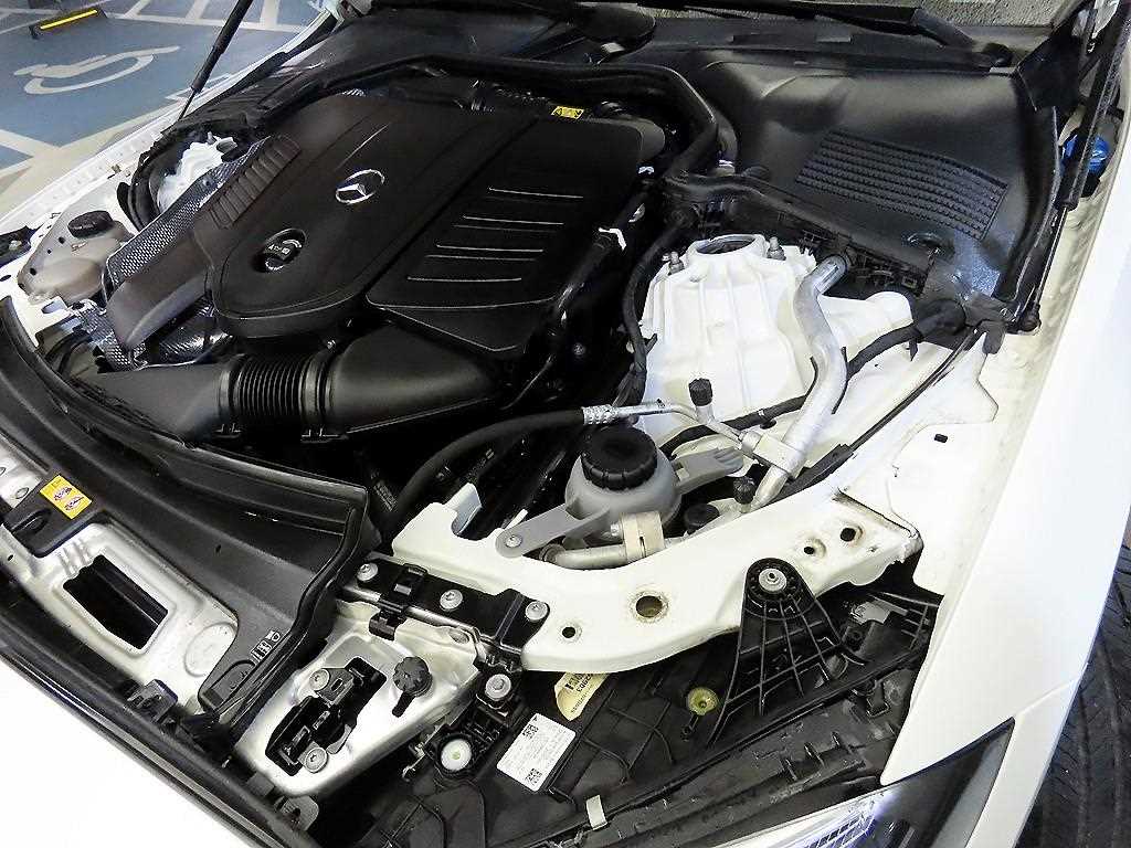 Mercedes Benz C Class 2022 Blanco - Importación desde Corea - HF Imports Iquique - Foto 19