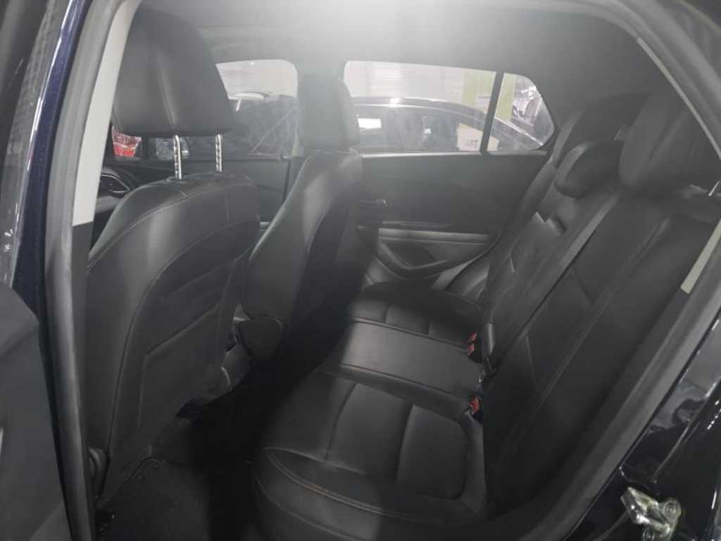 Chevrolet Trax - Vista 12