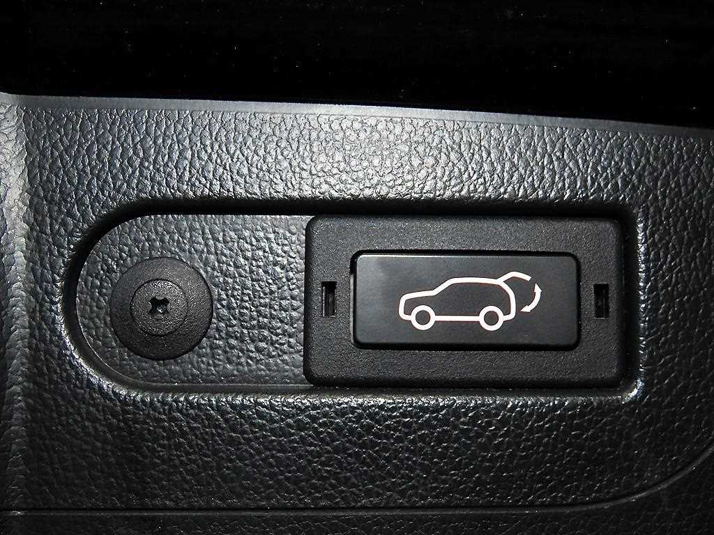 Ssangyong Rexton 2021 Negro - Importación desde Corea - HF Imports Iquique - Foto 15