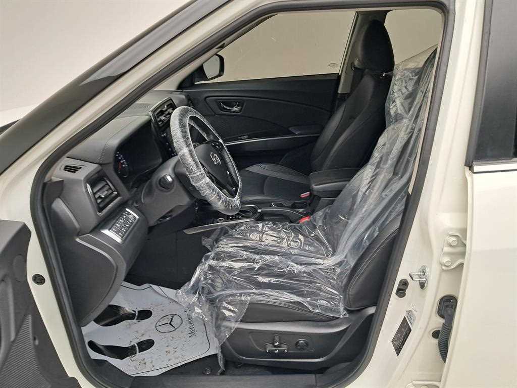 Ssangyong Tivoli - Vista 11