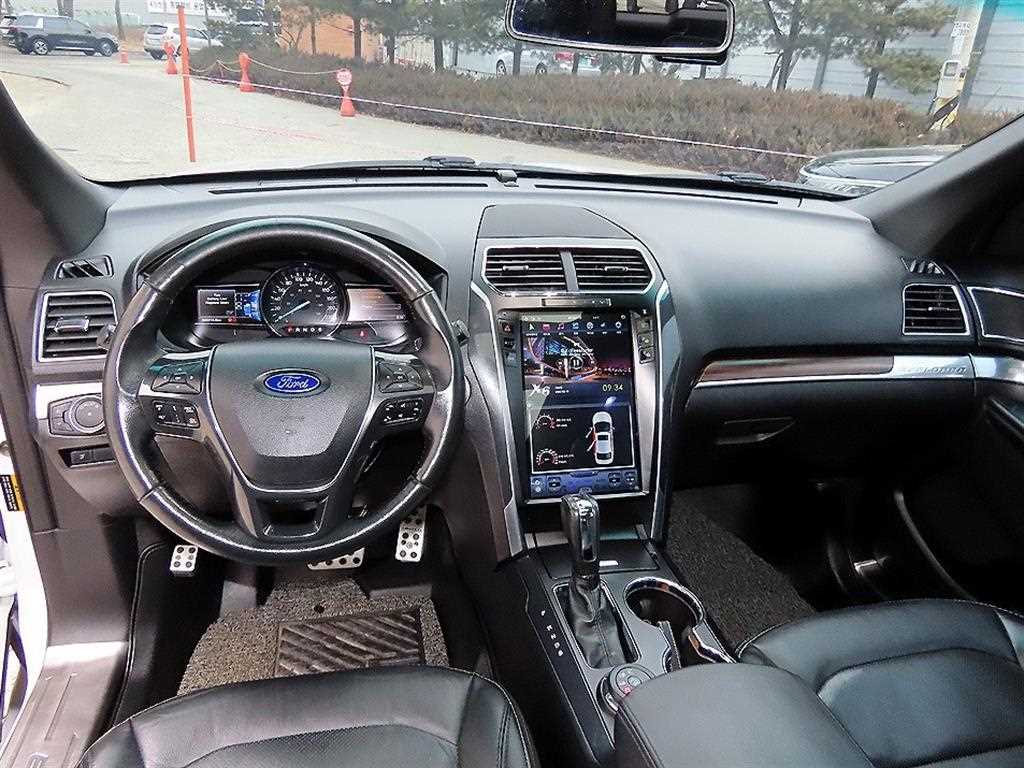 Ford Explorer - Vista 7