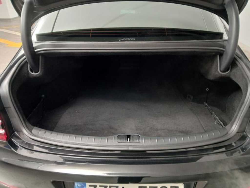 Genesis G80 2022 Negro - Importación desde Corea - HF Imports Iquique - Foto 18