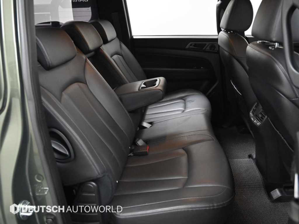 Ssangyong Rexton - Vista 12