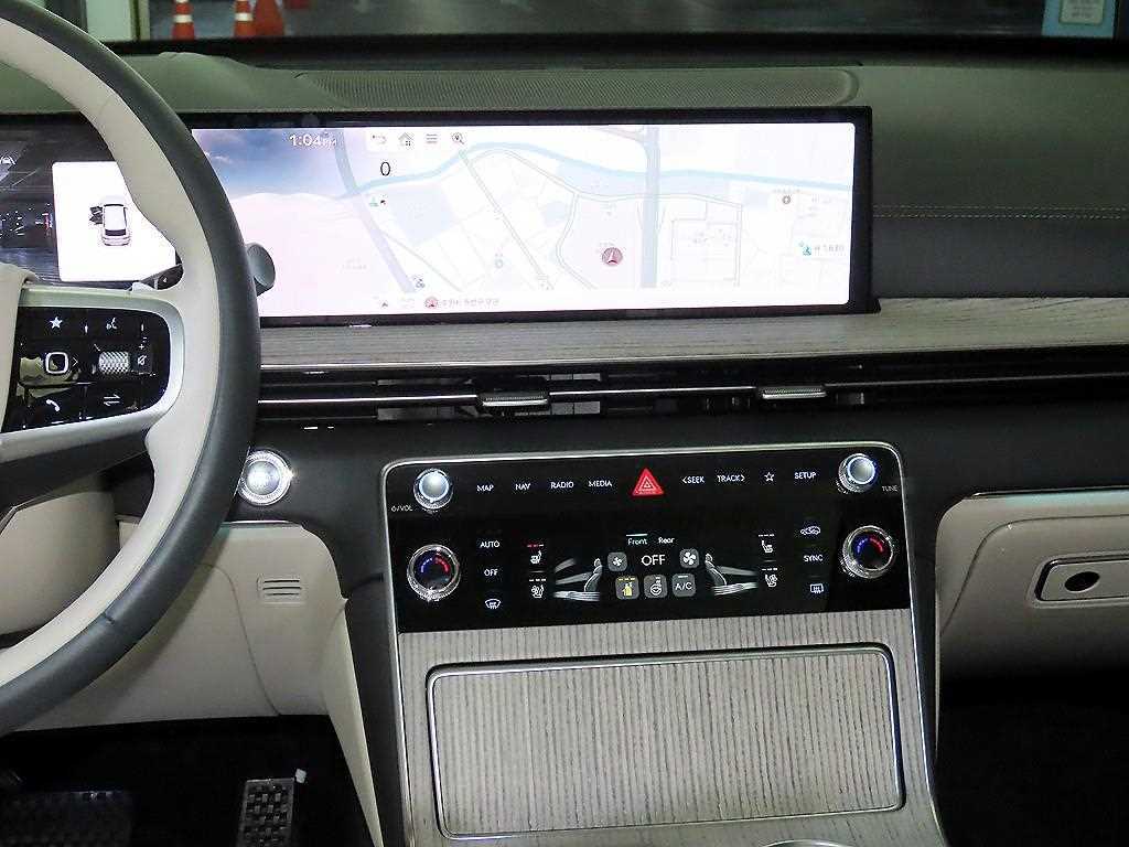 Genesis GV80 - Vista 11