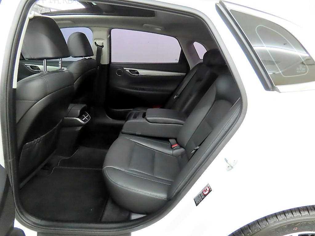 HYUNDAI Grandeur - Vista 6