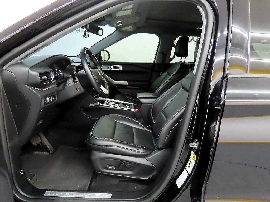 Ford Explorer - Vista 5