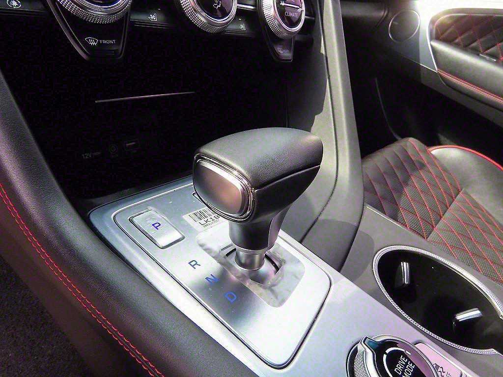 Genesis G70 - Vista 11