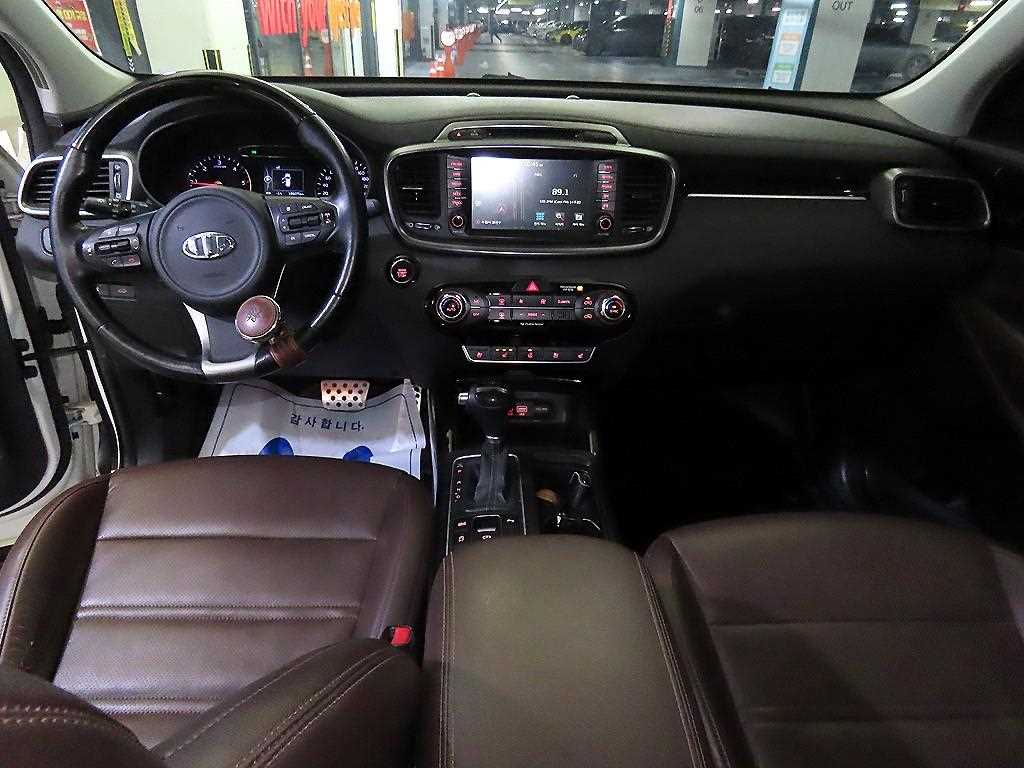 KIA Sorento - Vista 10