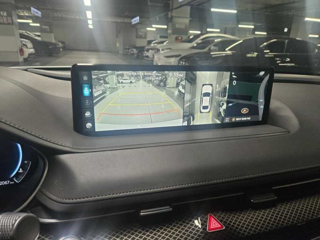 Genesis G80 - Vista 8