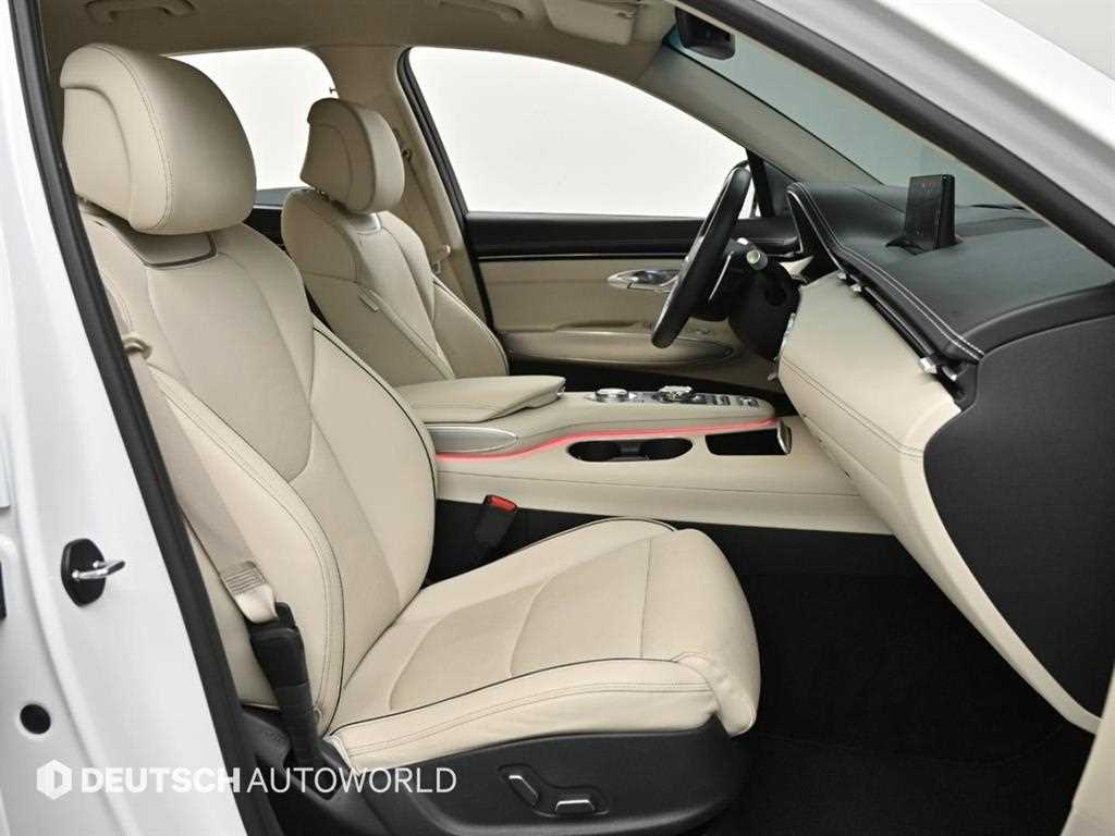 Genesis GV70 - Vista 10