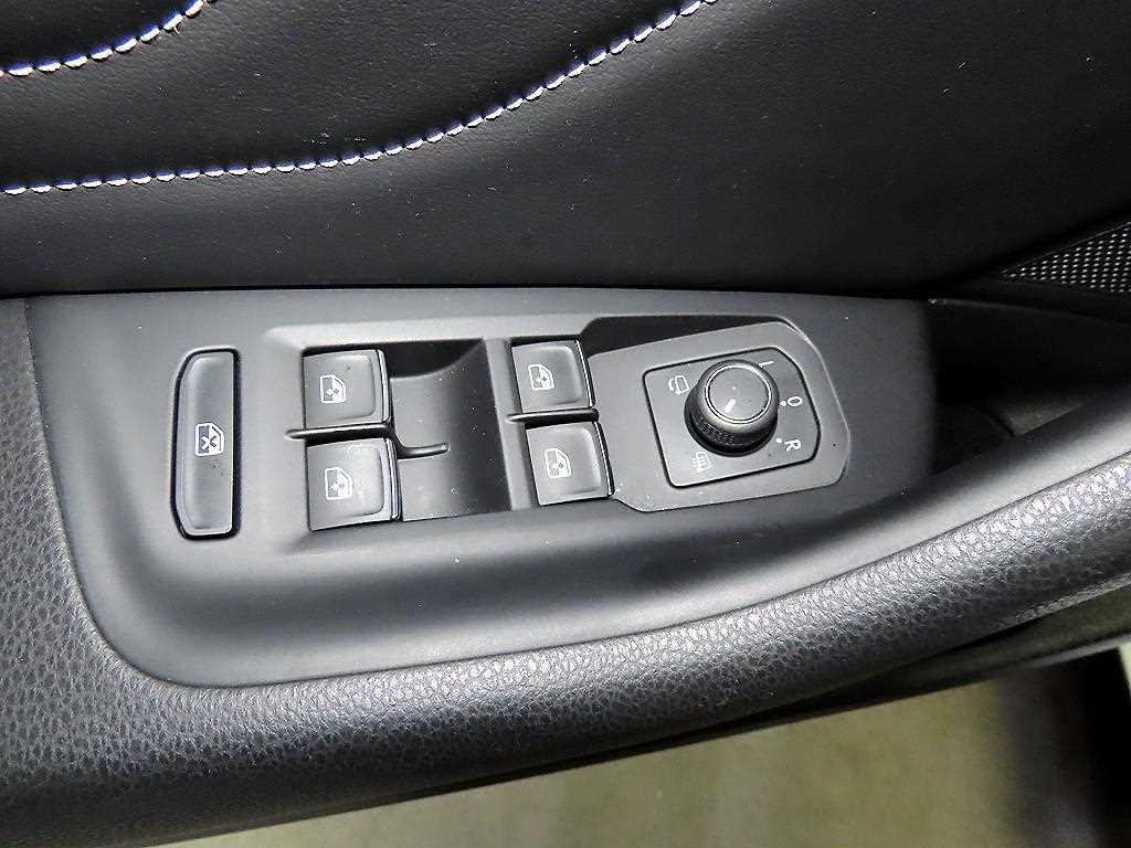 Volkswagen Passat 2021 Blanco - Importación desde Corea - HF Imports Iquique - Foto 13