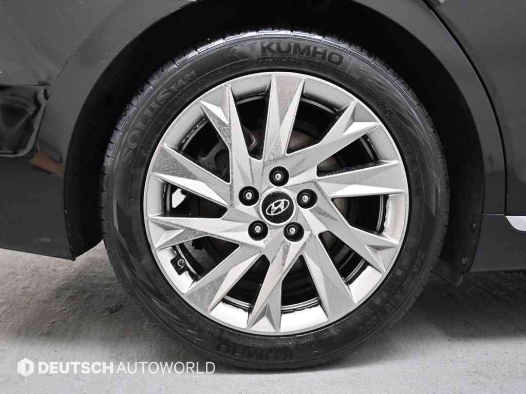 HYUNDAI Grandeur - Vista 5