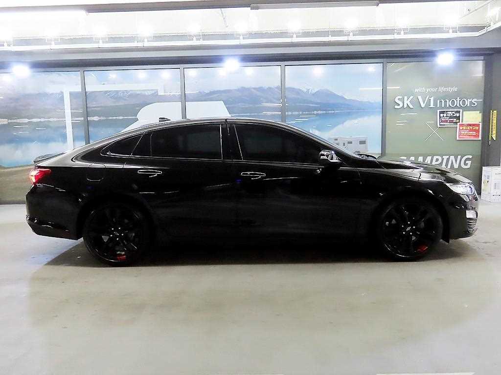 Chevrolet Malibu - Vista 3