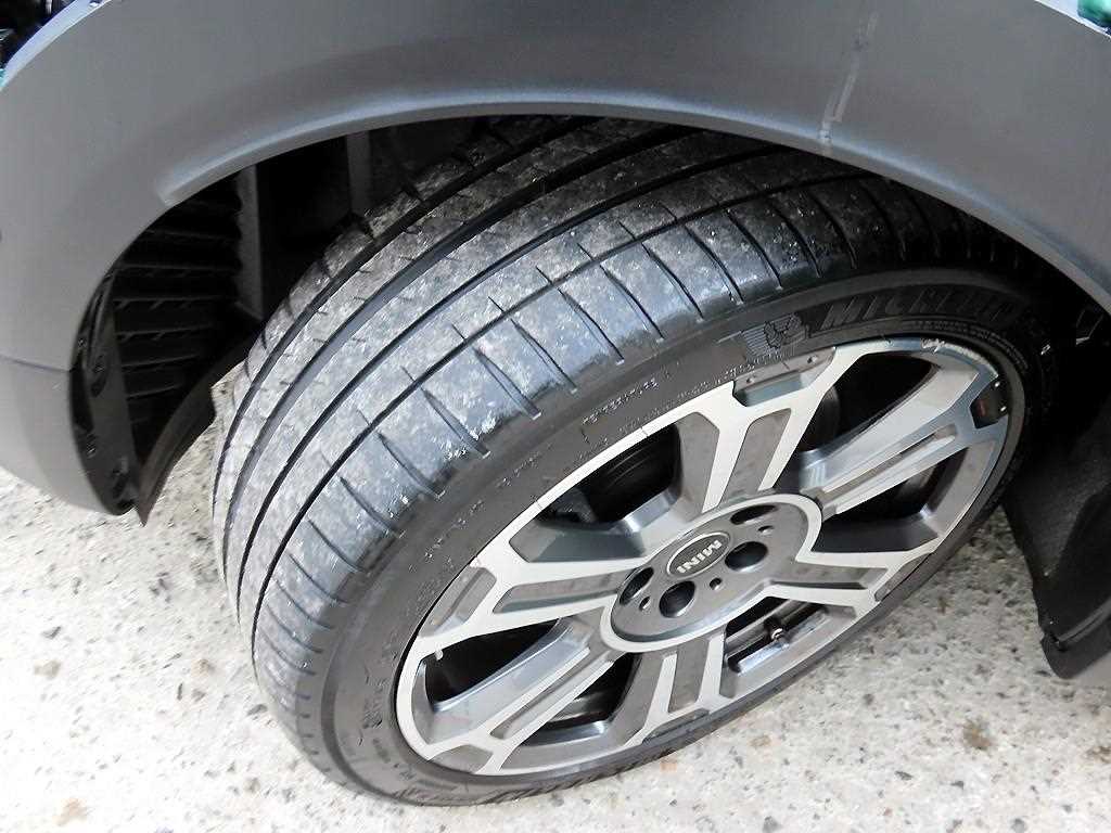 Mini Countryman 2023 Verde - Importación desde Corea - HF Imports Iquique - Foto 20