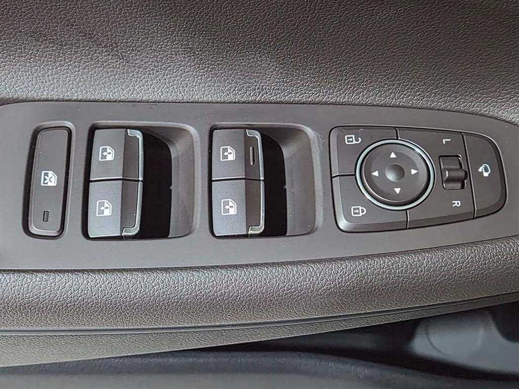 HYUNDAI Grandeur - Vista 12