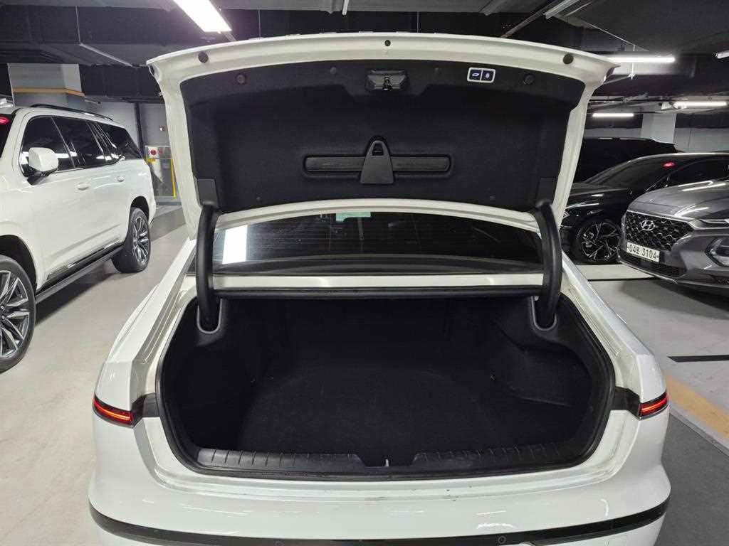 HYUNDAI Grandeur 2023 Blanco - Importación desde Corea - HF Imports Iquique - Foto 14