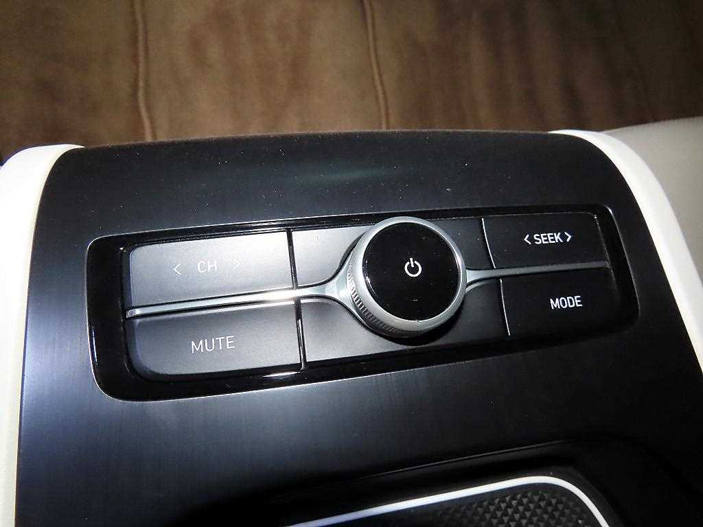 HYUNDAI Grandeur 2021 Blanco - Importación desde Corea - HF Imports Iquique - Foto 16