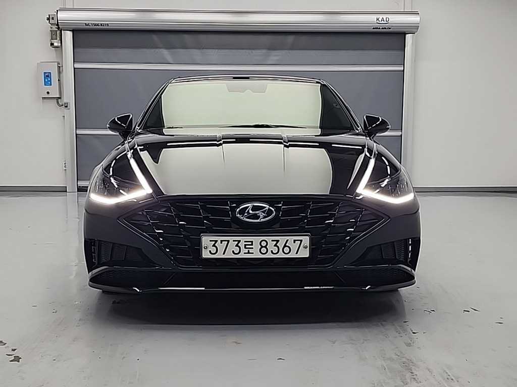 HYUNDAI Sonata - Vista 3