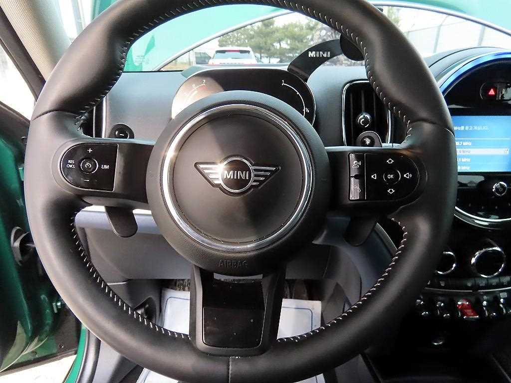 Mini Countryman - Vista 8