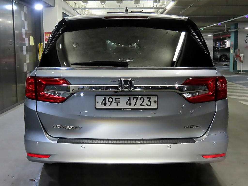 Honda Odyssey - Vista 5