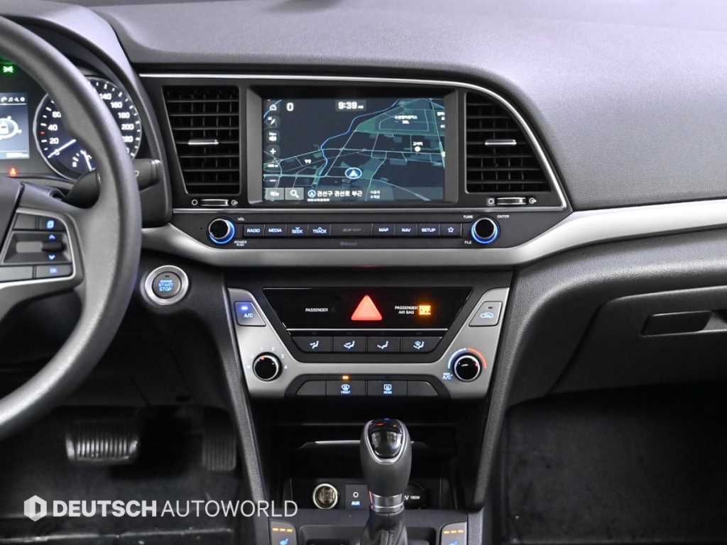 HYUNDAI Avante 2018 Gris - Importación desde Corea - HF Imports Iquique - Foto 14