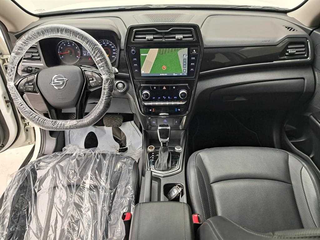 Ssangyong Tivoli - Vista 6