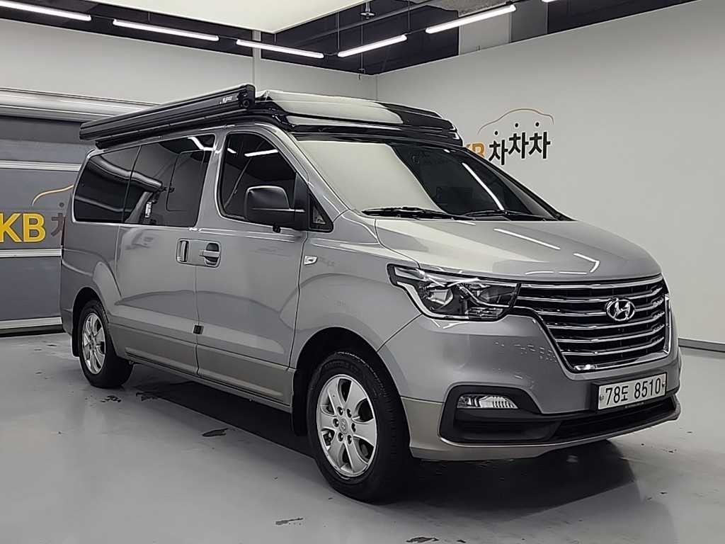 HYUNDAI Starex - Vista 4