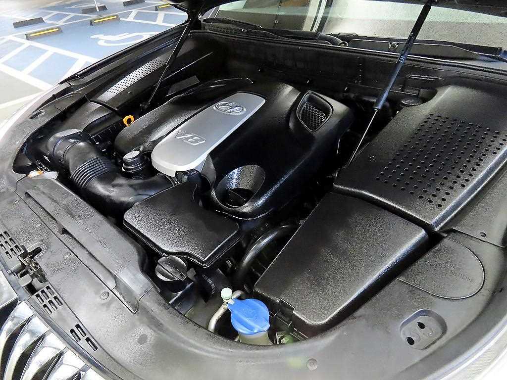 HYUNDAI Equus 2010 Negro - Importación desde Corea - HF Imports Iquique - Foto 19