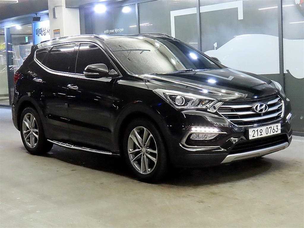 HYUNDAI Santa Fe 2016