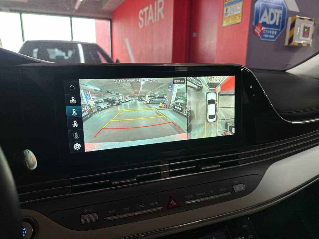 HYUNDAI Grandeur - Vista 10