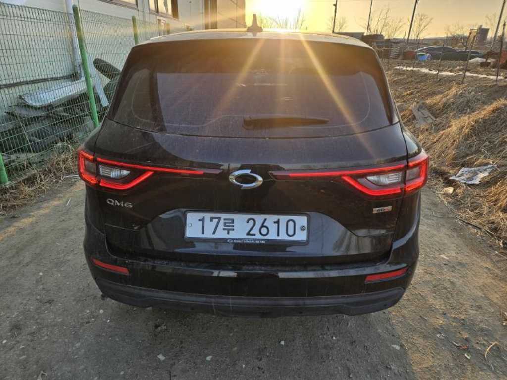 SAMSUNG QM6 - Vista 5