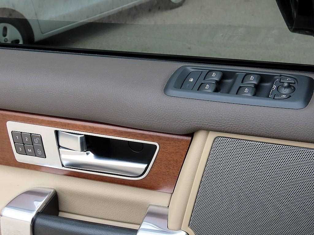 Land Rover Discovery - Vista 11