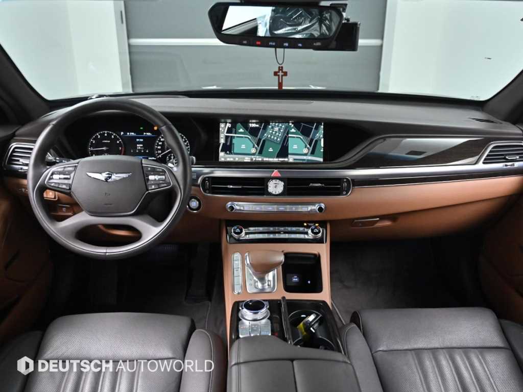 Genesis G90 - Vista 7