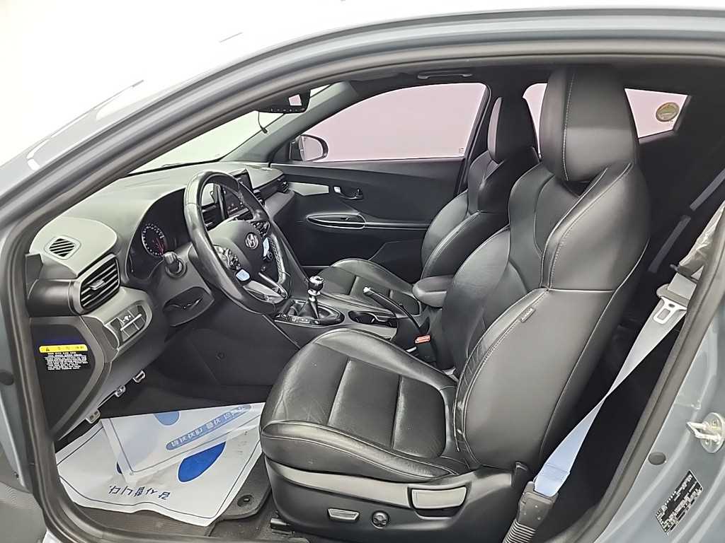 HYUNDAI Veloster - Vista 11