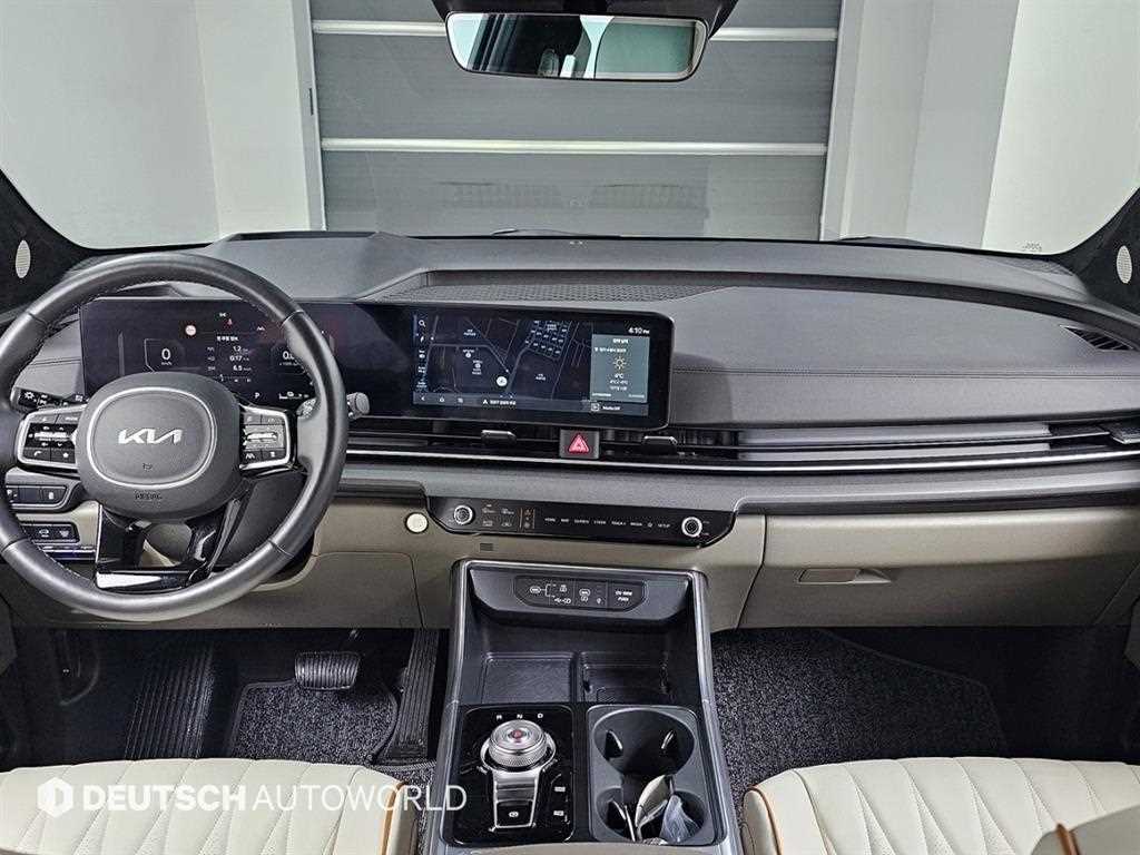 KIA Carnival - Vista 7