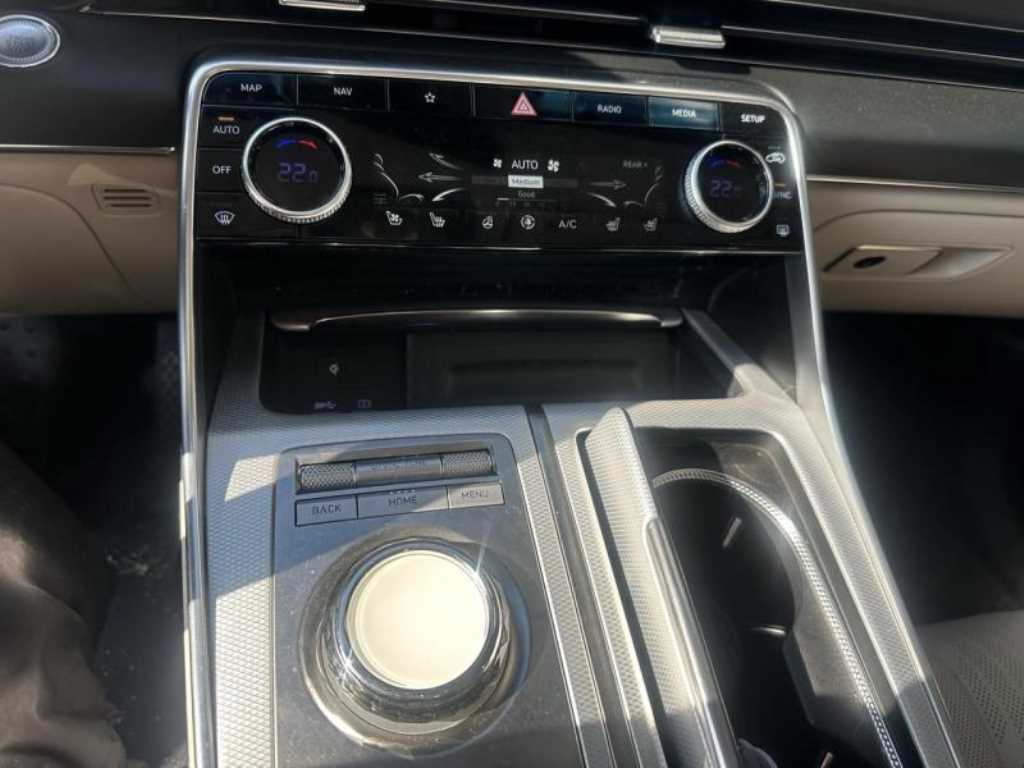 Genesis GV80 - Vista 12