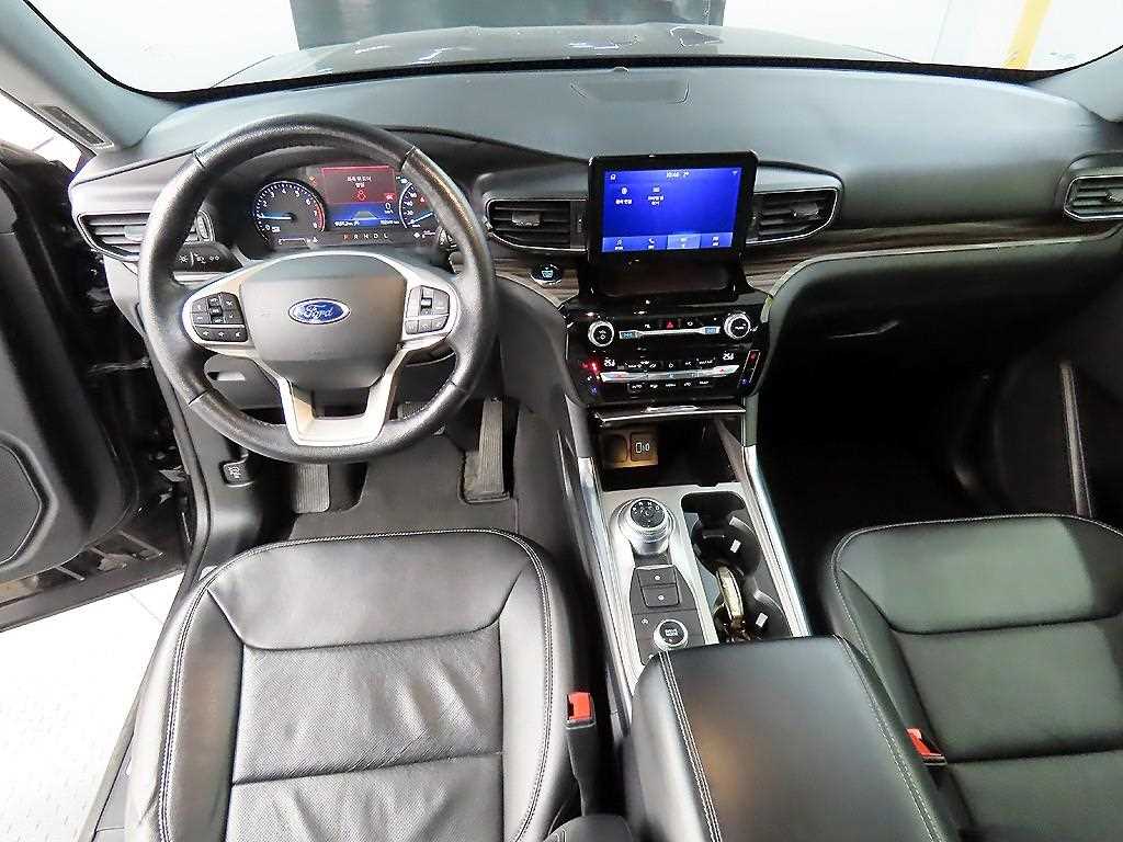 Ford Explorer - Vista 7