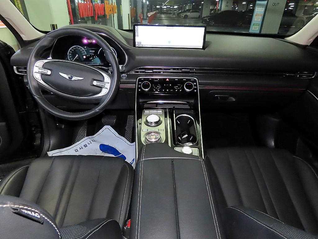 Genesis GV80 - Vista 10