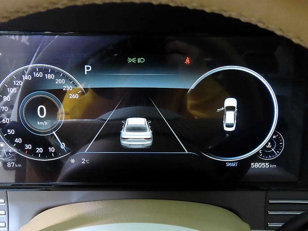 HYUNDAI Grandeur - Vista 9