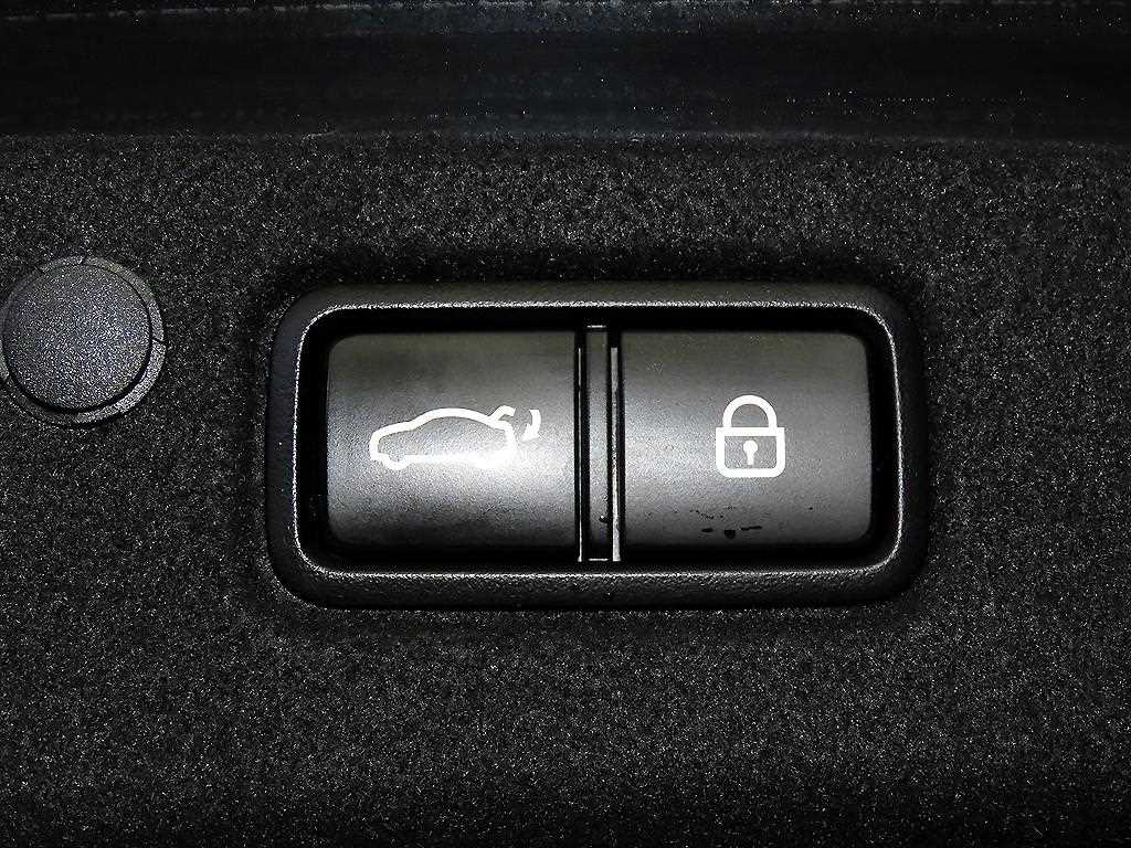 HYUNDAI Grandeur 2021 Negro - Importación desde Corea - HF Imports Iquique - Foto 16