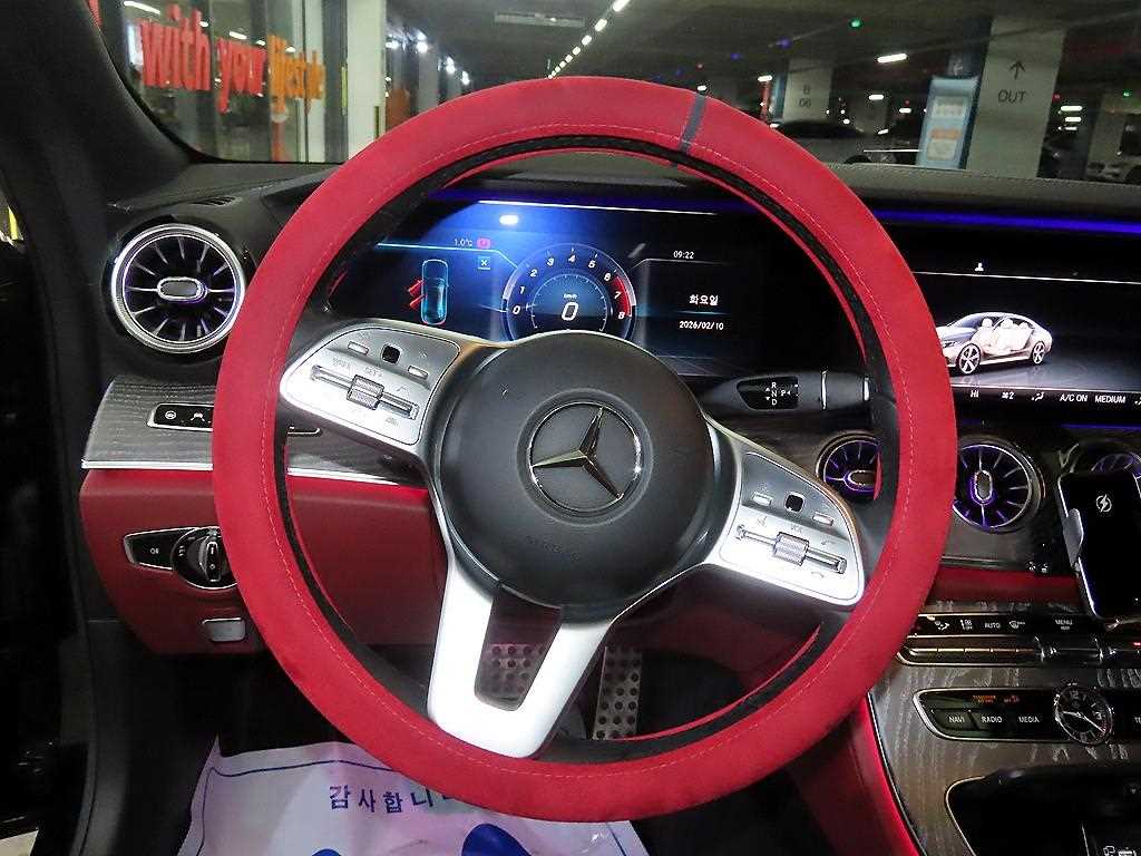 Mercedes Benz CLS Class - Vista 8