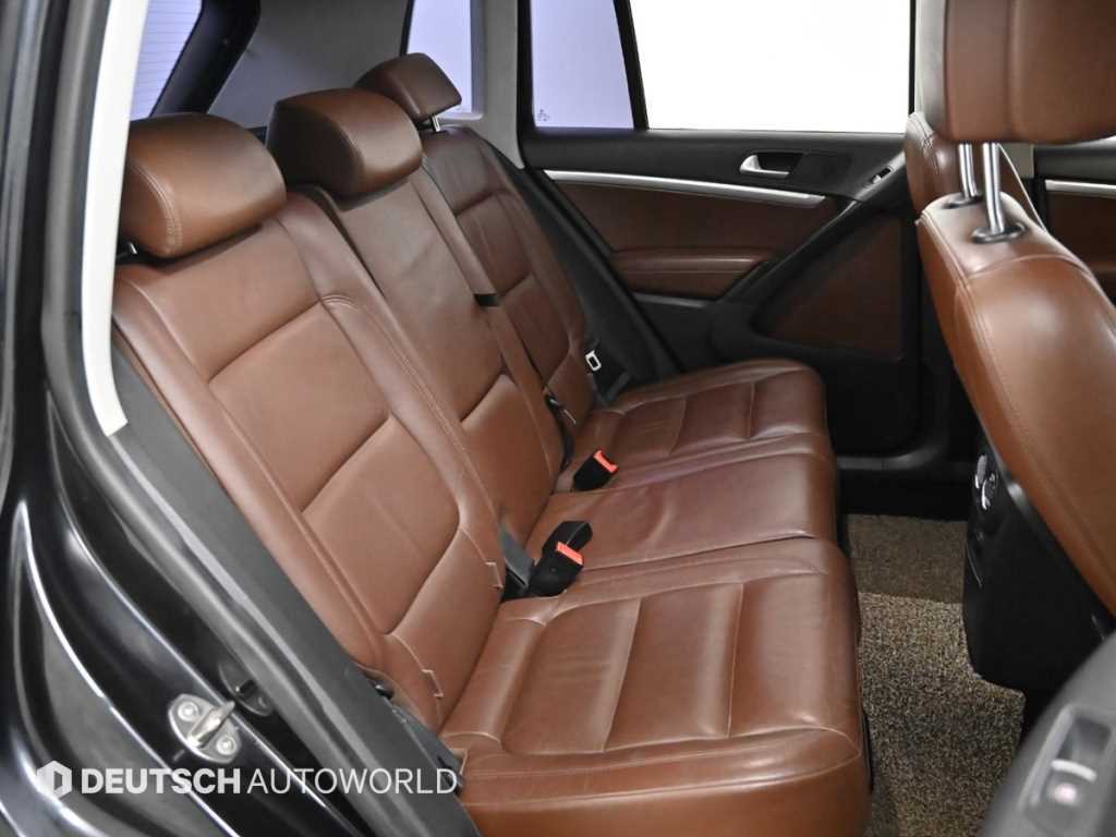 Volkswagen Tiguan - Vista 12