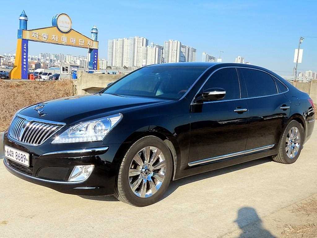 HYUNDAI Equus - Vista 2